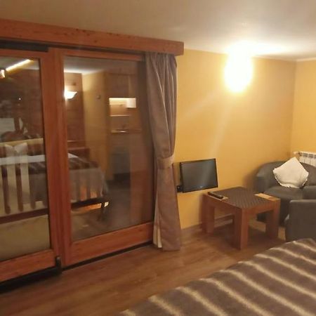 Chalet Alpina Hotel & Apartments La Thuile Εξωτερικό φωτογραφία