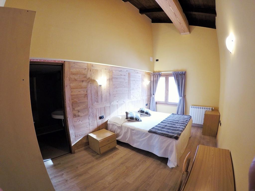 Chalet Alpina Hotel & Apartments La Thuile Εξωτερικό φωτογραφία