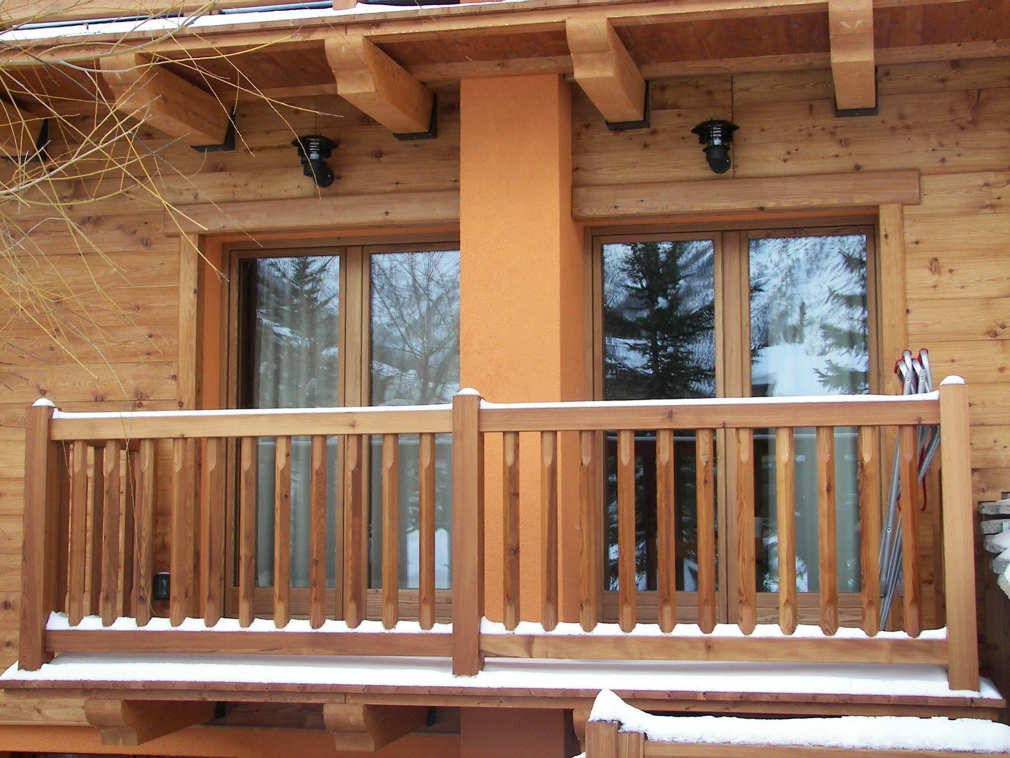Chalet Alpina Hotel & Apartments La Thuile Εξωτερικό φωτογραφία